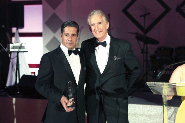 Alberto Carvalho, Don Browne
