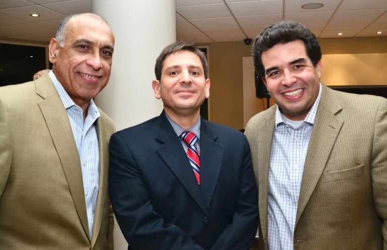 Nestor Guillen, Mauricio Bello, Manuel Gomez