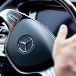 Mercedes-Collision-Avoidance-Vibrates-the-Steering-Wheel