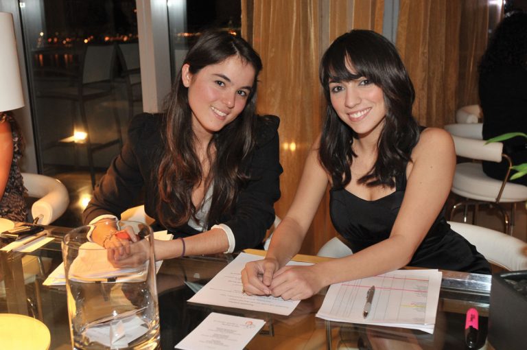 Gabriela Maseli, Dana Amador