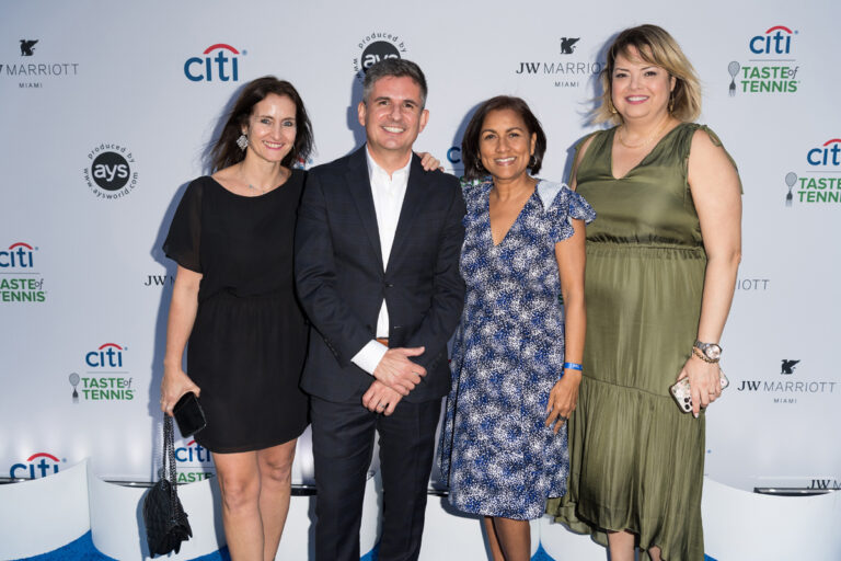 Danny Miche, Luciana Tabeni, Florencia Rotemberg, Mildred Riscigno & Adriana Ramirez