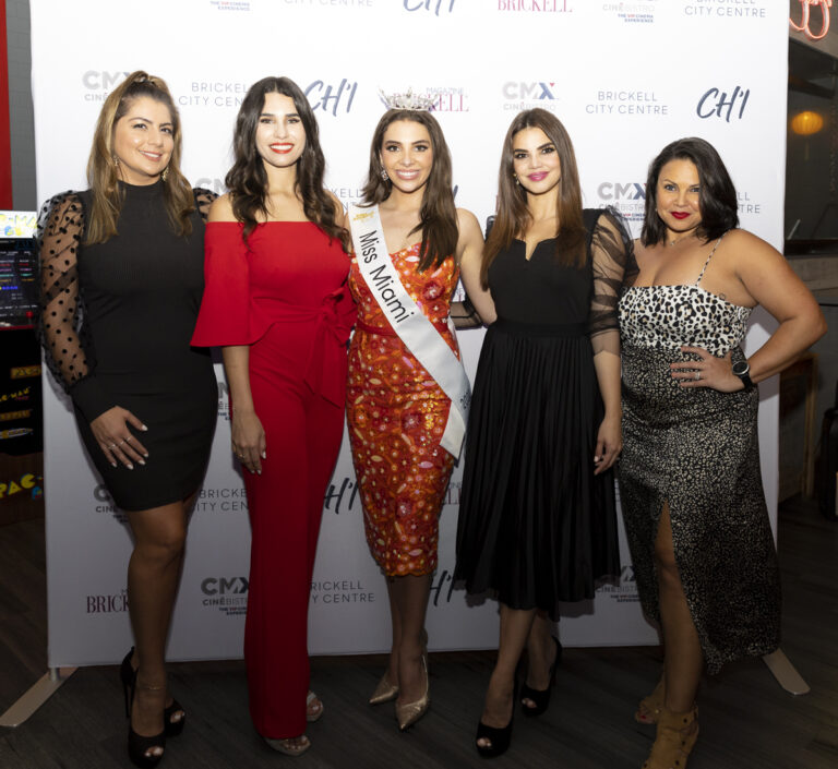 Nicole Cosentino, Isabela Corzo, Juliette Valle, Damaris Aguiar & Amarilis Correa