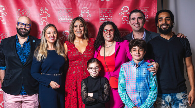 Jorge Arauz, Estrellita S. Sibila, Sonia V. Diaz, Kadie Black & Ben Epstein with their family