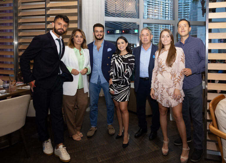 John Long, Patricia Pesce, Mario Tricarico, Miriam Niembro, Francisco Ni, Paola Leguer Von Ludwitz & Miguel Higareda