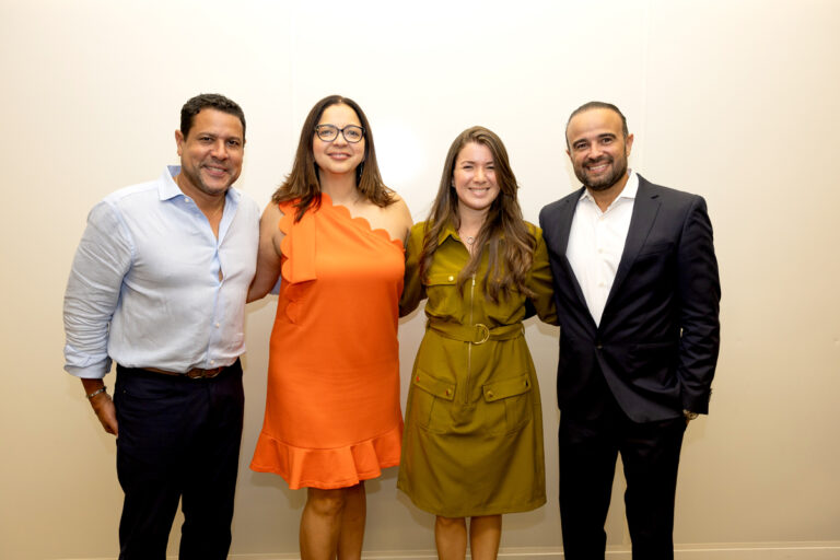 Bryan Peña, Susan Matos, Saima Chahin & Phavel Ramirez