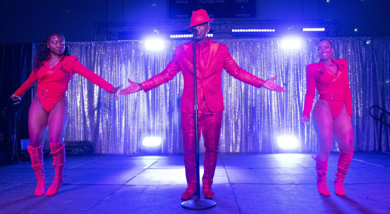NeYo Performance
