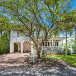 235 Cranwood Dr Key Biscayne-print-001-31-20170601 03 DSC 5510 HDR ED-3596×2400-300dpi