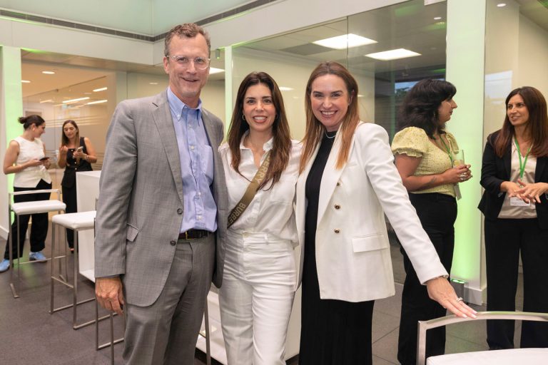 Art Murphy, Christine Martinez de Castro & Christy Cartaya