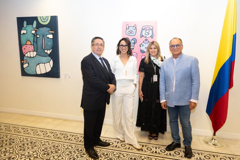 Colombia Consul Edgar Monroy, Isa Zapata, Monica Trujillo & Colombia Consul General in Miami Dr. Fernando Marmolejo Roldán