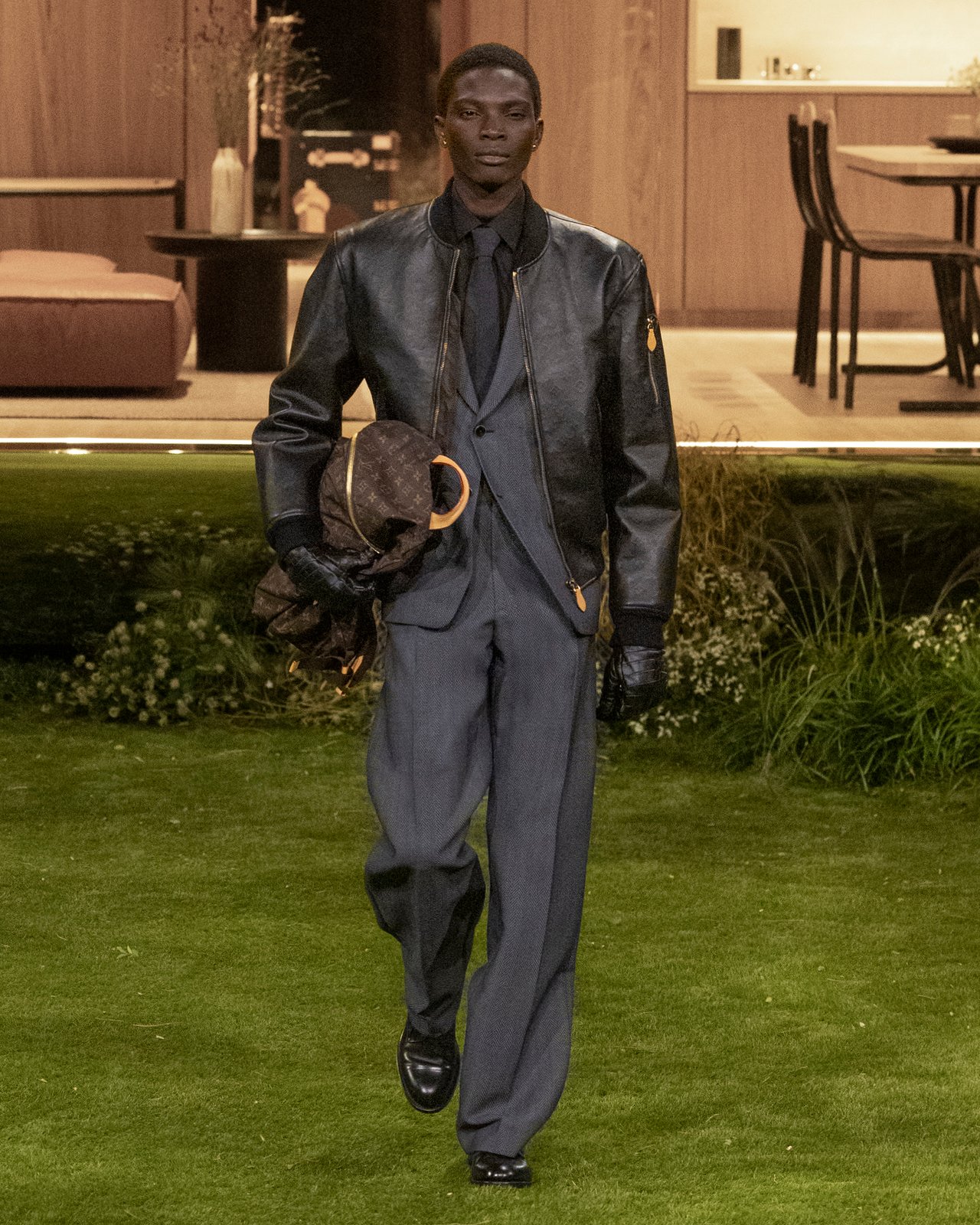 Louis Vuitton Silk Tech: The Water-Repellent Silk-Nylon Weave