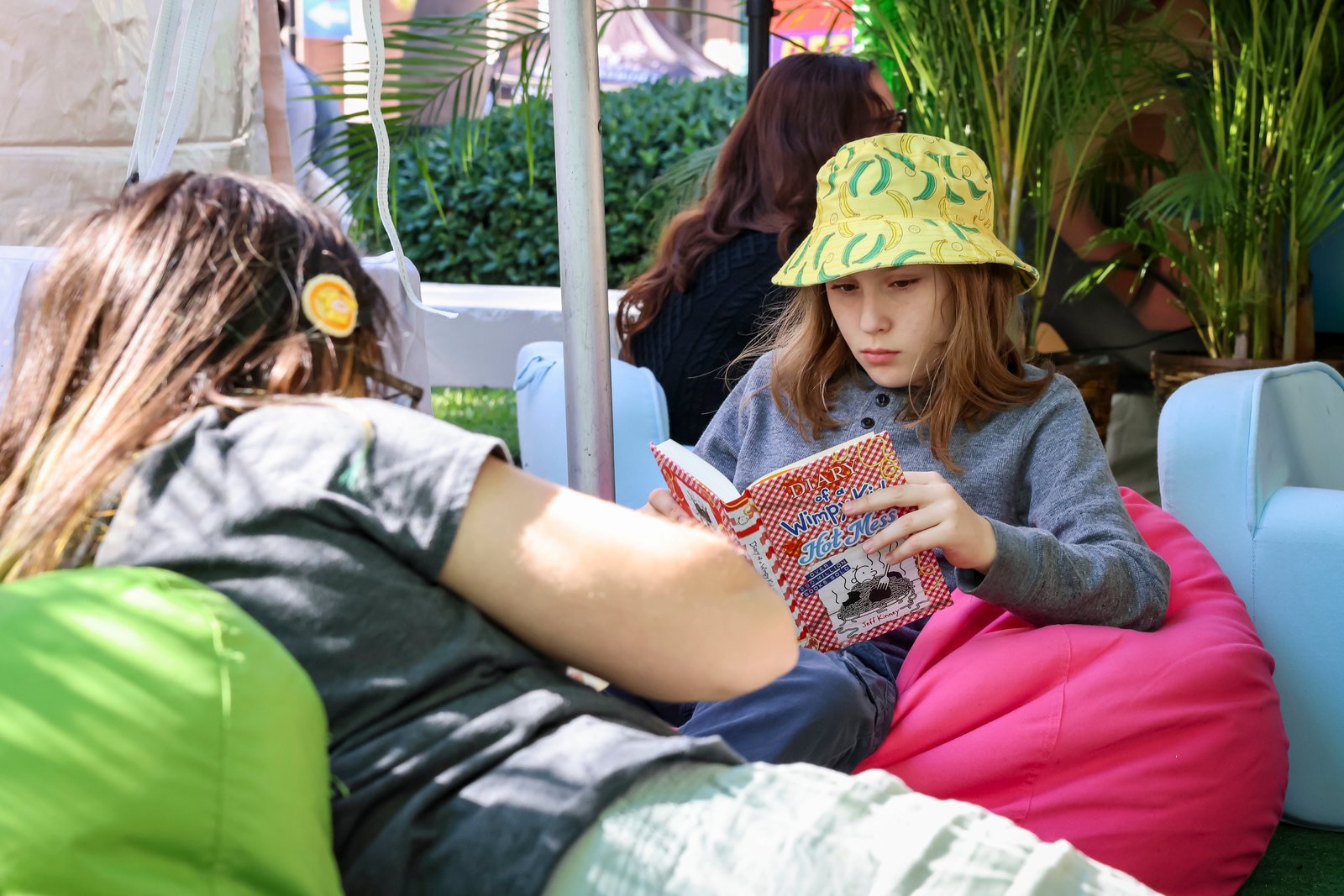 Turning Pages – Radar: Fort Lauderdale Boat Show, Miami AI Summit & Book Fair