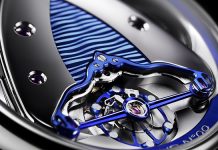 De Bethune DB25 Digitale: Jumping Hour and Spherical Moon