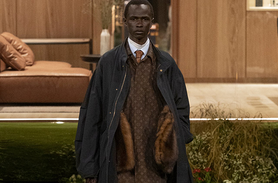 Louis Vuitton Silk Tech: The Water-Repellent Silk-Nylon Weave