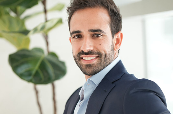 Miami Visionaries: Dr. Oscar Sanchez, Lesley Goldwasser & More