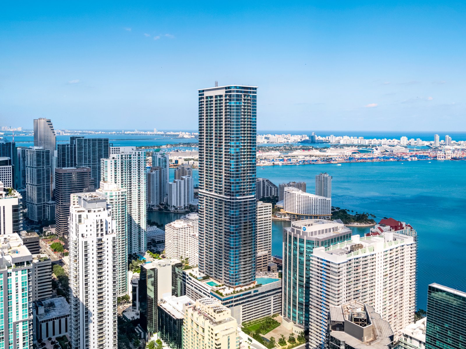 Panorama Tower Brickell: Where Wellness Brings Neighbors Together