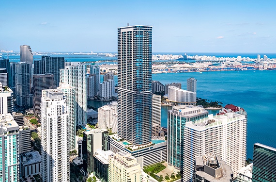 Panorama Tower Brickell: Where Wellness Brings Neighbors Together